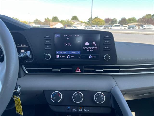 2022 Hyundai Elantra - $13,940