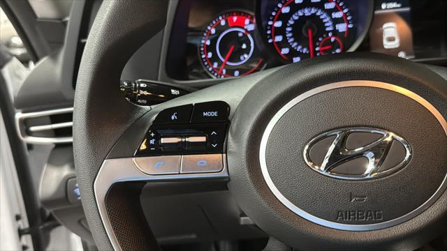 2022 Hyundai Elantra - $14,009