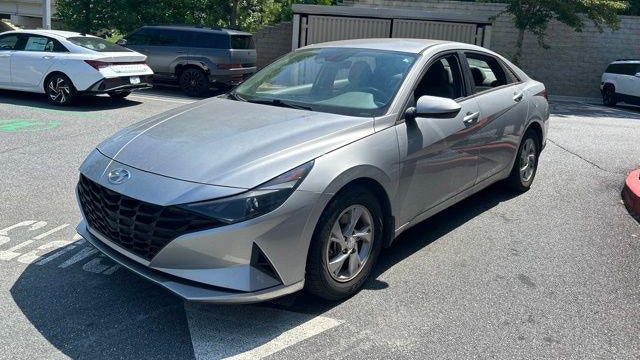 2022 Hyundai ELANTRA SE