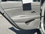 2022 Elantra Thumbnail 21