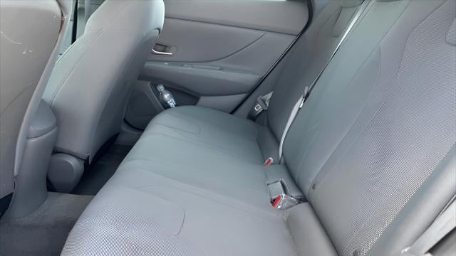 2021 Hyundai ELANTRA SE