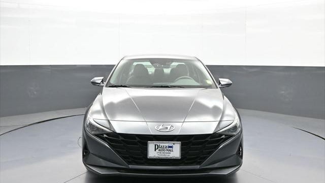 2021 Hyundai ELANTRA SE
