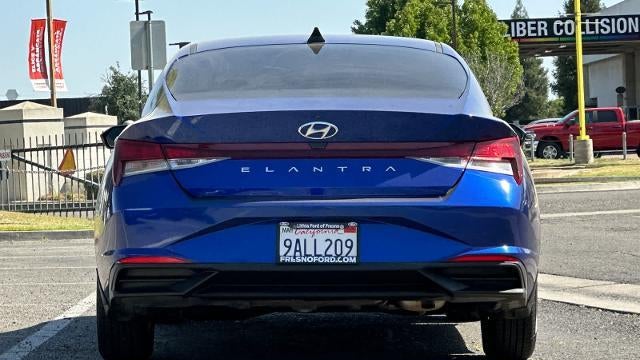 2022 Hyundai ELANTRA SE