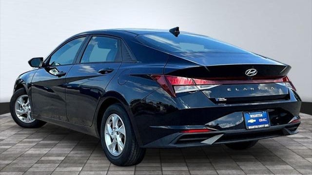 2021 Hyundai ELANTRA SE