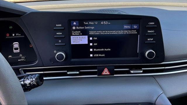 2021 Hyundai ELANTRA SE