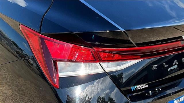 2021 Hyundai ELANTRA SE