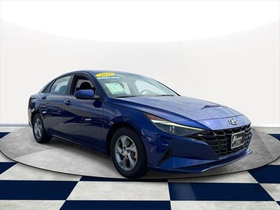 2021 Hyundai Elantra SE 4DR Sedan