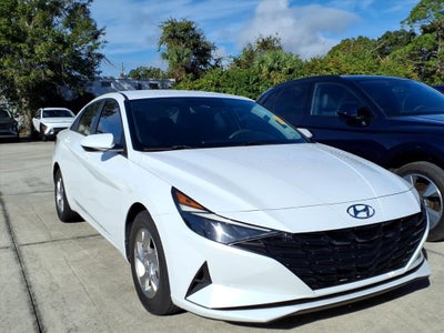 2021 Hyundai Elantra SE 4DR Sedan