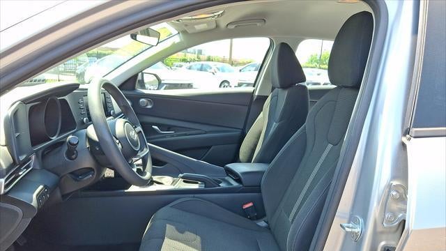 2021 Hyundai ELANTRA SE