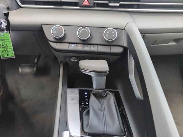 2021 Hyundai Elantra - $17,988