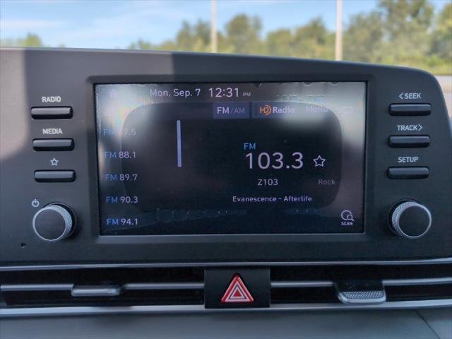 2021 Hyundai Elantra - $17,988