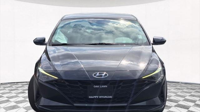 2023 Hyundai ELANTRA SE