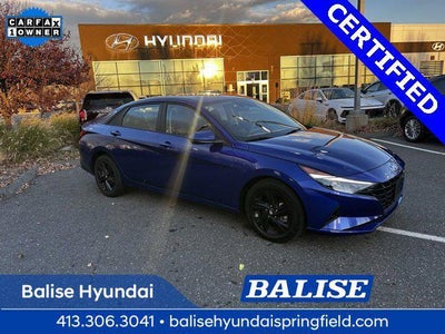 2022 Hyundai Elantra SEL 4DR Sedan