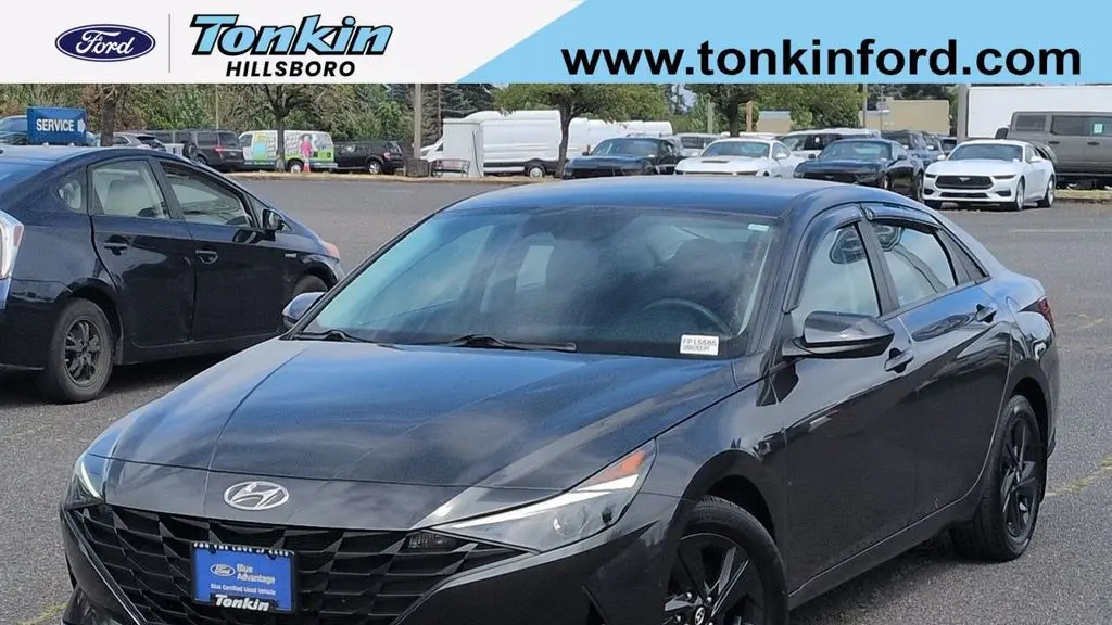 Preowned 2023 Hyundai ELANTRA SEL for Sale