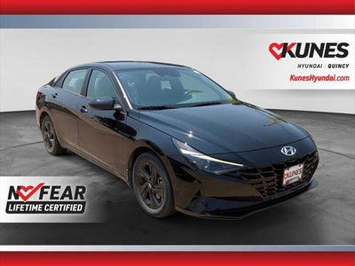 2023 Hyundai Elantra SEL 4DR Sedan