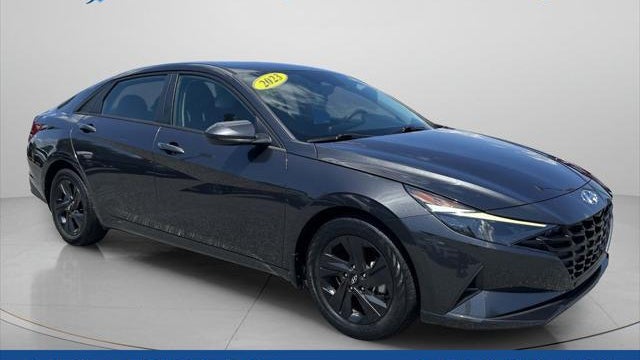 Preowned 2023 Hyundai ELANTRA SEL for Sale