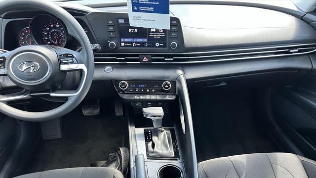 2023 Hyundai ELANTRA SEL