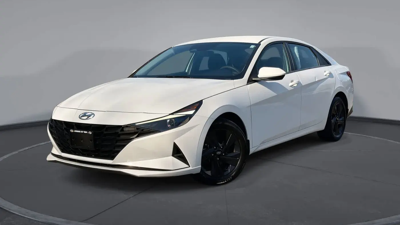 Preowned 2023 Hyundai ELANTRA SEL for Sale