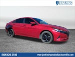 2022 Elantra Thumbnail 1