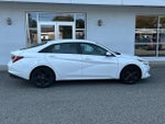 2022 Elantra Thumbnail 2