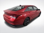 2023 Elantra Thumbnail 3