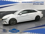 2023 Elantra Thumbnail 4