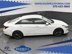 2023 Elantra Thumbnail 36