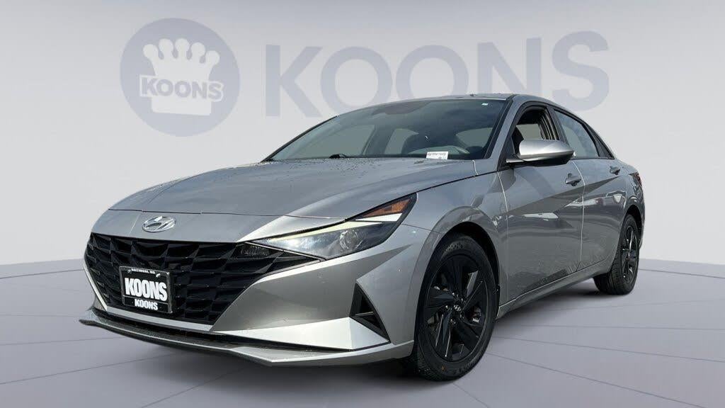 Preowned 2023 Hyundai ELANTRA SEL for Sale