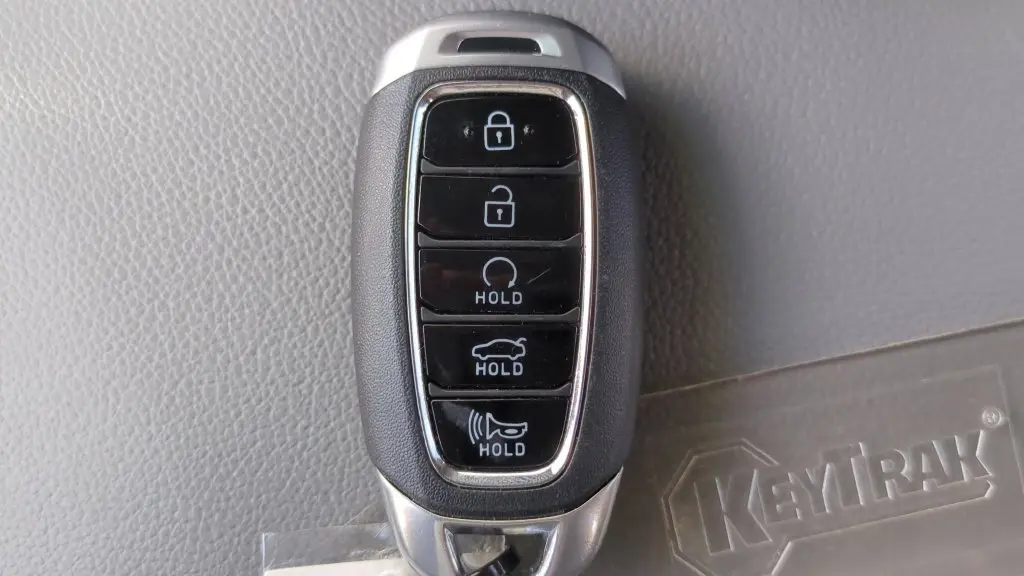 2021 Hyundai Elantra - $14,999