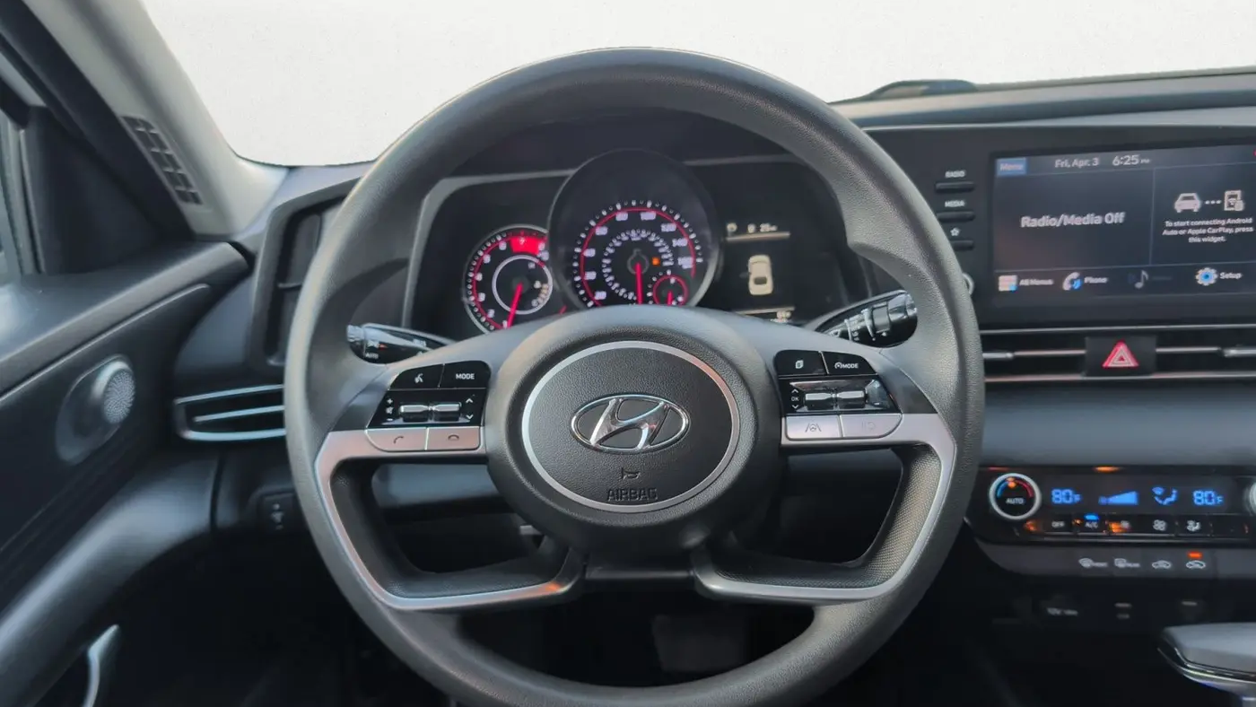 2021 Hyundai ELANTRA SEL