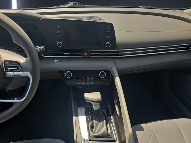 2023 Hyundai Elantra - $20,400