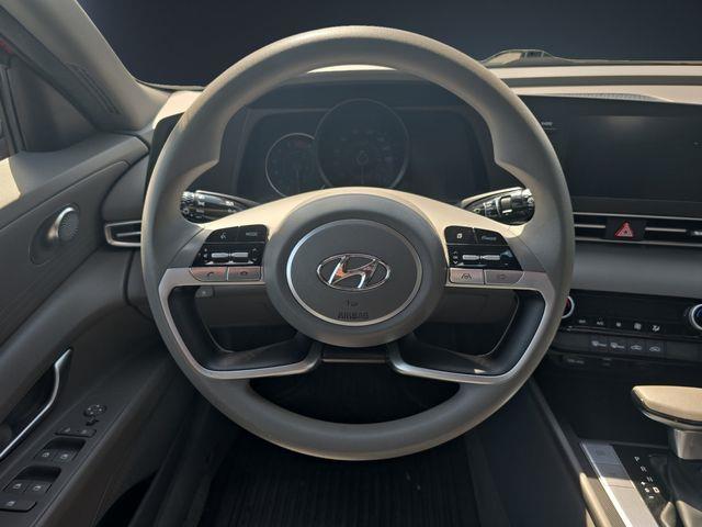 2023 Hyundai Elantra - $20,400
