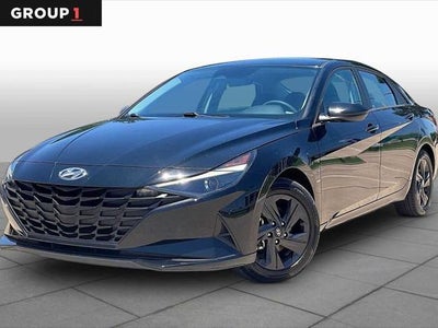 Photo of a 2023 Hyundai Elantra SEL 4DR Sedan Sulev for sale
