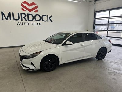 2023 Hyundai Elantra SEL 4DR Sedan