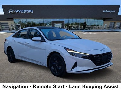 2023 Hyundai Elantra SEL 4DR Sedan