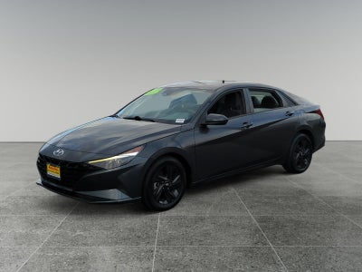 Photo of a 2021 Hyundai Elantra for sale
