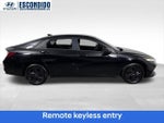 2022 Elantra Thumbnail 6