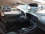 2022 Elantra Thumbnail 11