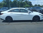 2022 Elantra Thumbnail 4