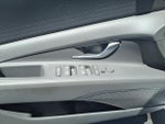 2022 Elantra Thumbnail 23