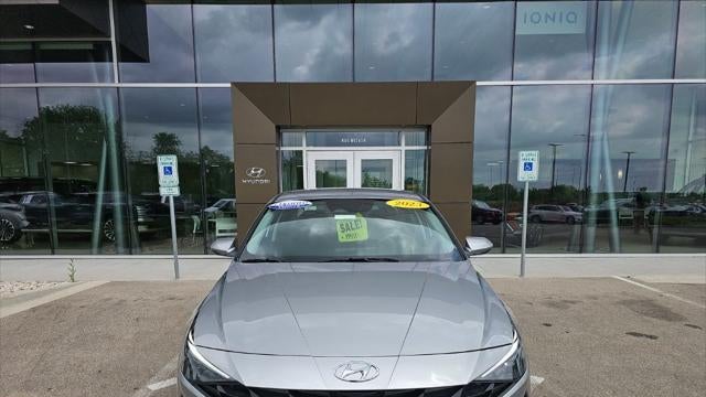 2023 Hyundai ELANTRA SEL