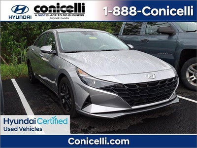 2023 Hyundai Elantra SEL 4DR Sedan