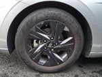 2023 Elantra Thumbnail 4