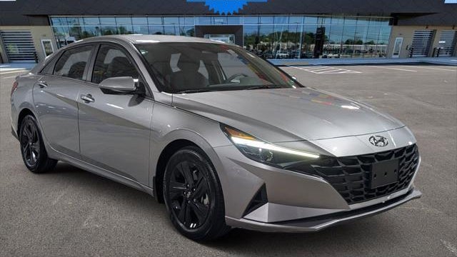 Preowned 2023 Hyundai ELANTRA SEL for Sale
