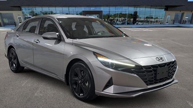 Preowned 2023 Hyundai ELANTRA SEL for Sale