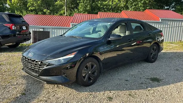 2021 Hyundai ELANTRA SEL