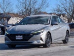 2022 Elantra Thumbnail 3