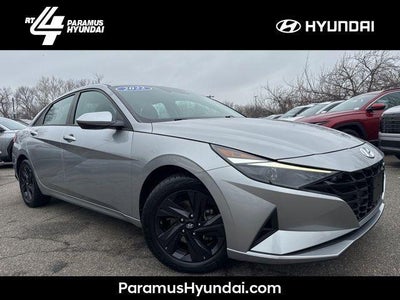 Photo of a 2022 Hyundai Elantra SEL 4DR Sedan for sale