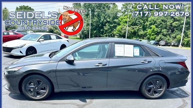 2022 Hyundai ELANTRA SEL