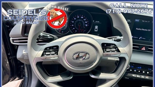 2022 Hyundai ELANTRA SEL